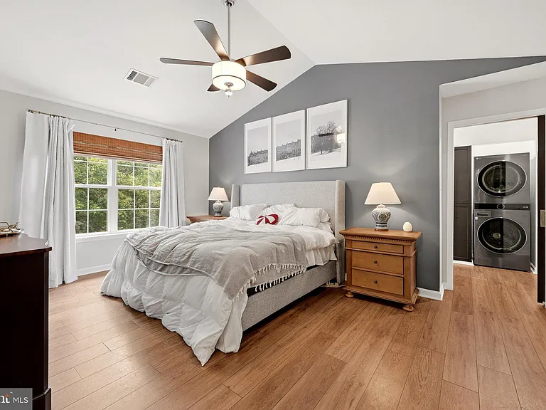 44218 Palladian Ct — Photo 39