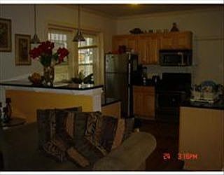 4th image of 181 Campbell Ave APT 1