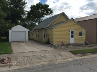617 Broad St, Whittemore, IA 50598