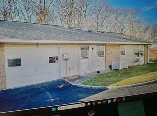 323 Woodbridge Dr UNIT A, Ridge, NY 11961