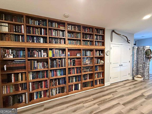 4th image of 888 Flournoy Rd #52