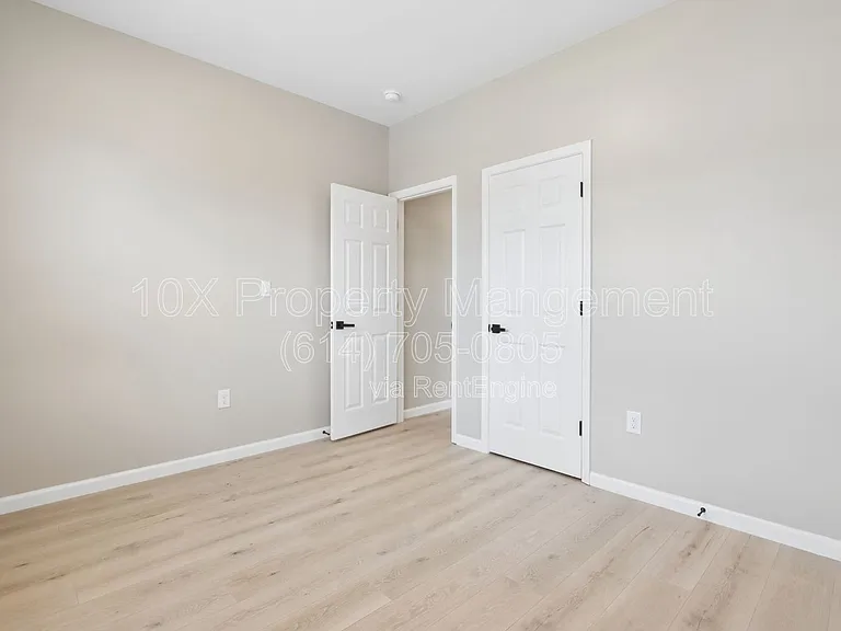 1209 E Whittier St #E — Photo 22