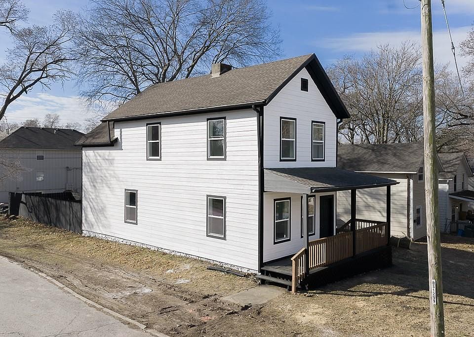 1st image of 301 Pottawatomie St