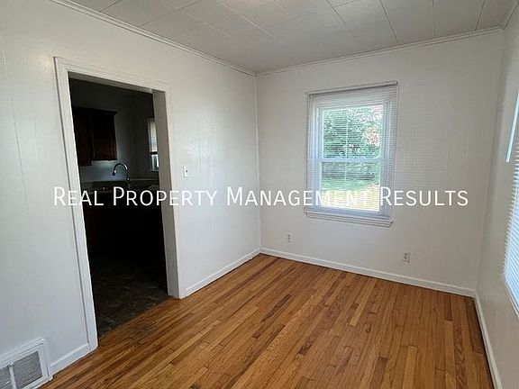 4th image of 1117-1119 Corregidor Cir #1117
