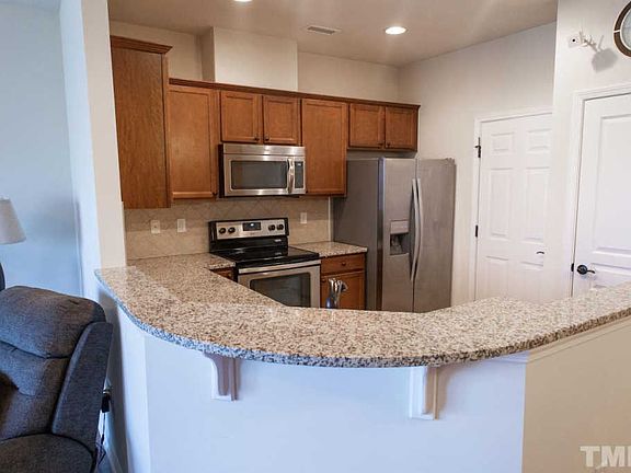 5th image of 8325 Hollister Hills Dr
