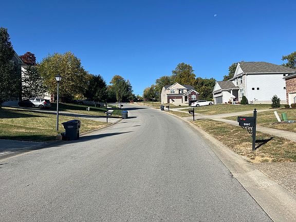 5th image of 9807 Creek View Estates Dr