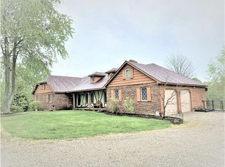 25042 Railfence Rd, Oldenburg, IN 47036