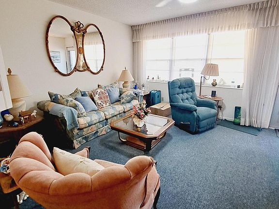 3rd image of 4 Windsor A
