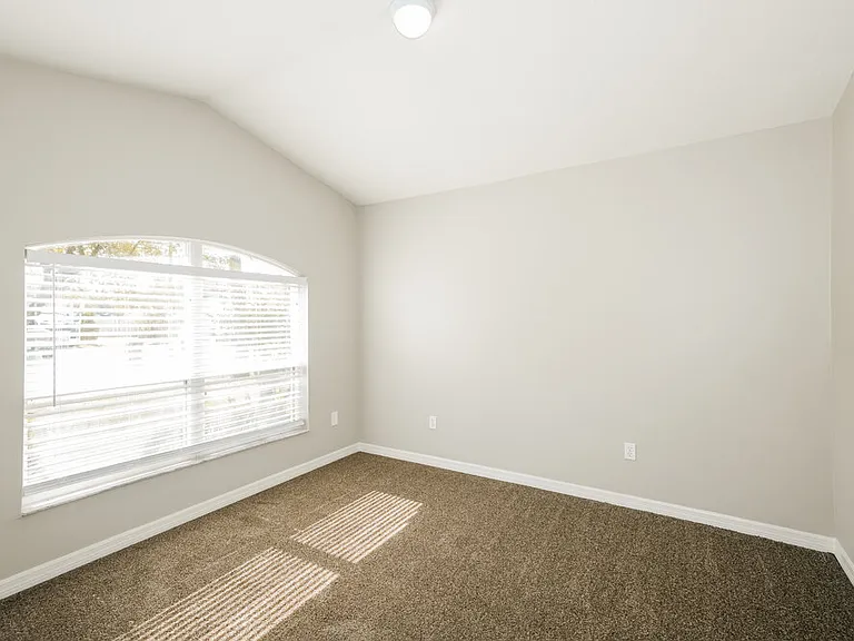 19616 Wyndmill Cir — Photo 12