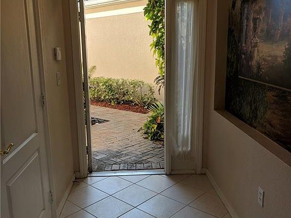 5th image of 9225 Belleza Way APT 105