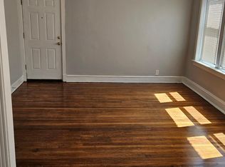 1342 W 70th St #2, Chicago, IL 60636