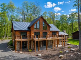52 Dam View Dr, Oakland, MD 21550