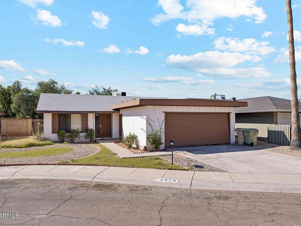 1st image of 4929 W TOWNLEY Avenue
