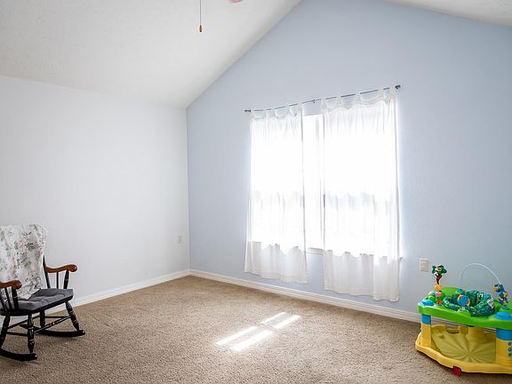 3rd image of 134 Vixen Cir APT L