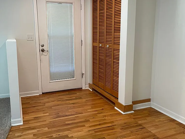 3082 Vine St — Photo 3