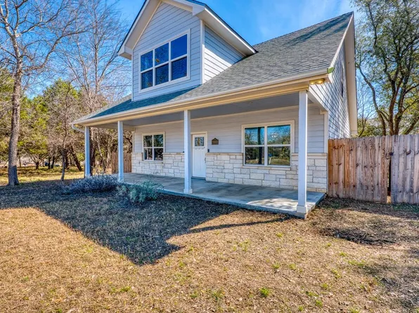 4308 Twin Oaks Drive, Cottonwood Shores, TX 78657