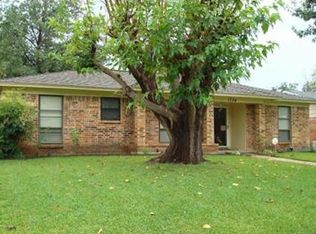 1734 Kingsbridge Dr, Garland, TX 75044