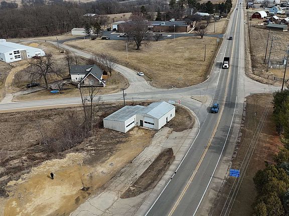 2nd image of 1328 Us Highway 20 W