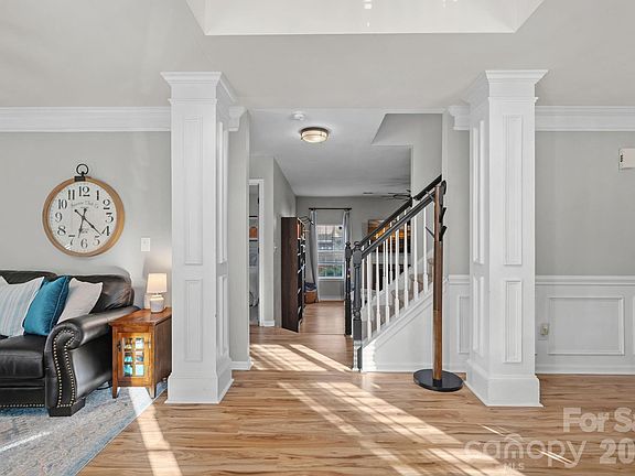 4th image of 127 Elba Dr #187