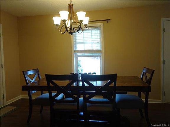 5th image of 7533 Bimini Ct