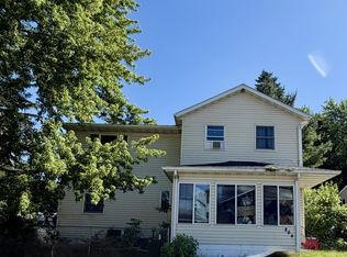864 Fountain St, Fountain City, WI 54629