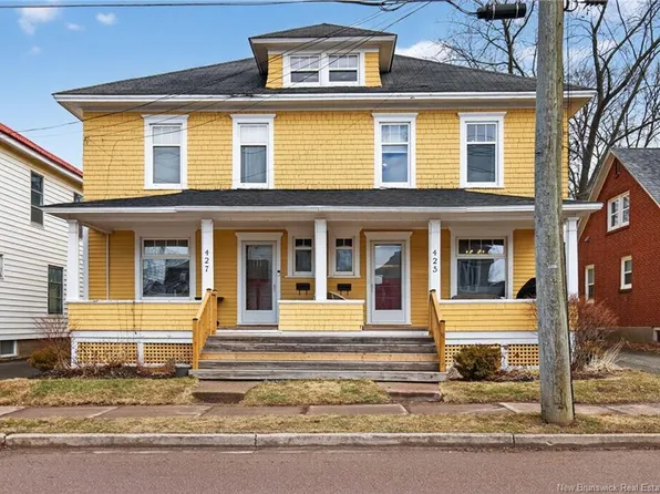 425 Lutz St, Moncton, NB E1C 5H2