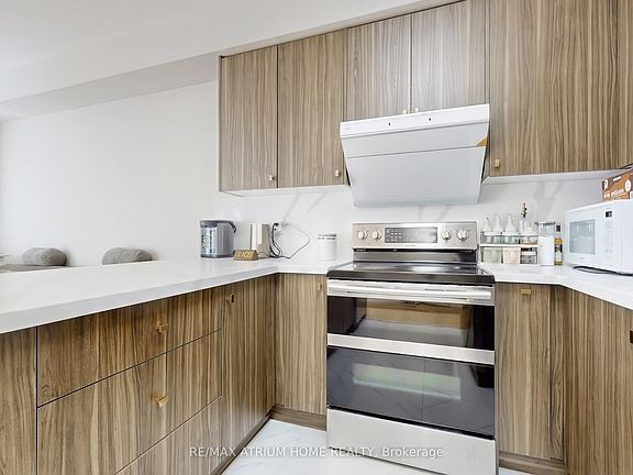 4th image of 18 Teasel Way