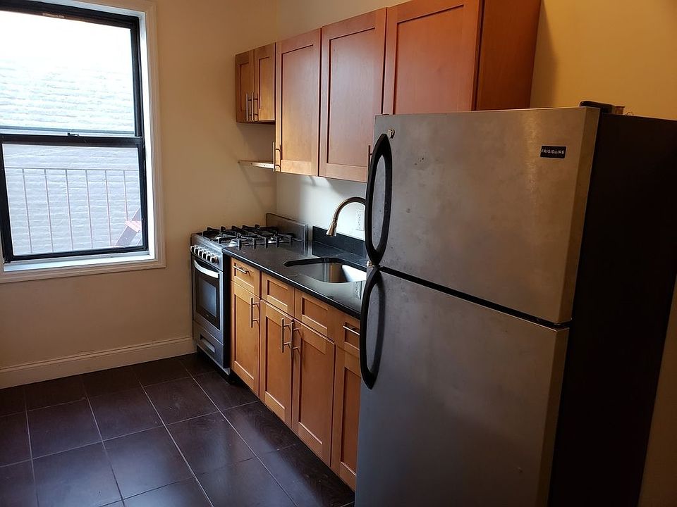 1st image of 436 New York Ave APT C5