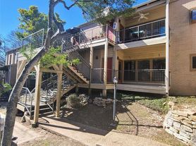 6600 Valleyside Rd, Austin, TX