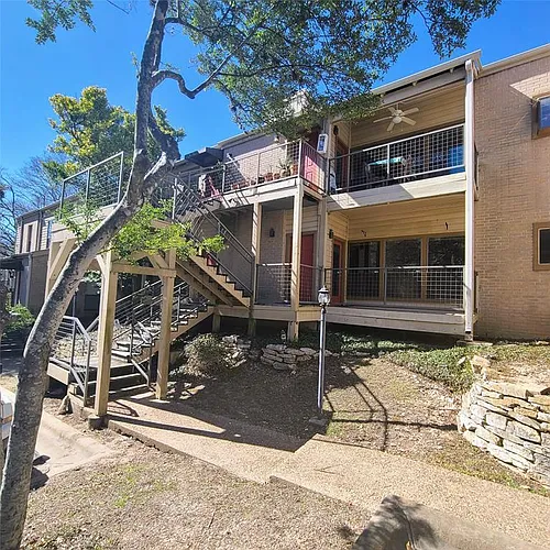 6600 Valleyside Rd #D-20 Photo 1