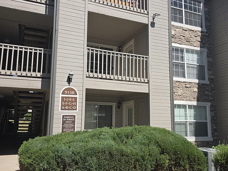 9150 E Arbor Cir #F — Photo 1