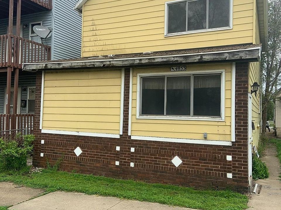 2nd image of 4853 Melville Ave
