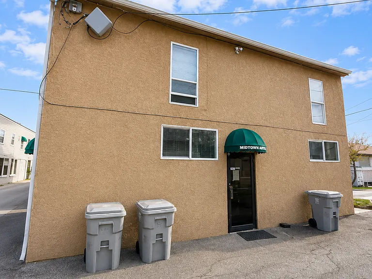 1540 S State St #1 — Photo 8