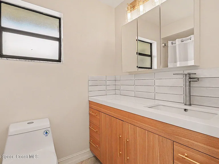 3695 Brentwood Ct — Photo 18