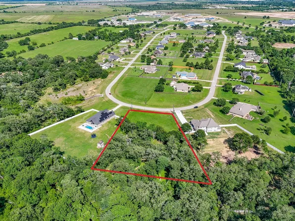 2327 Red Bird Ln, Brookshire, TX 77423