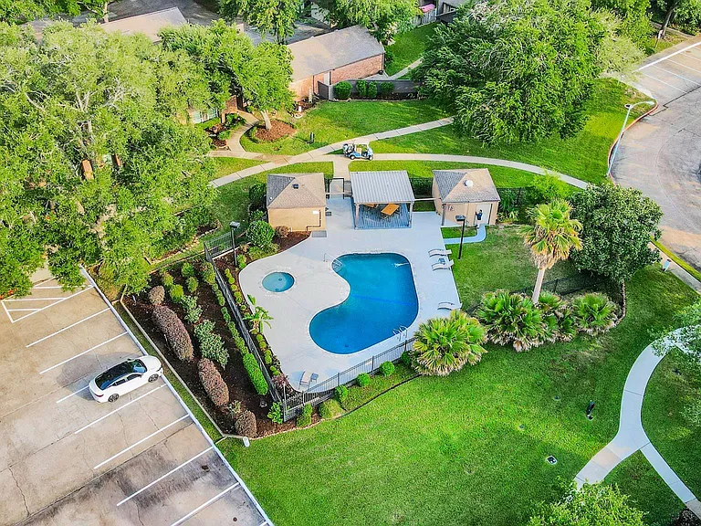 2204 Gemini St — Photo 37