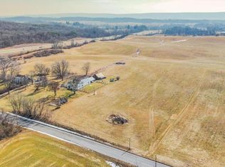 89 Red Hill Rd, Milton, PA 17847