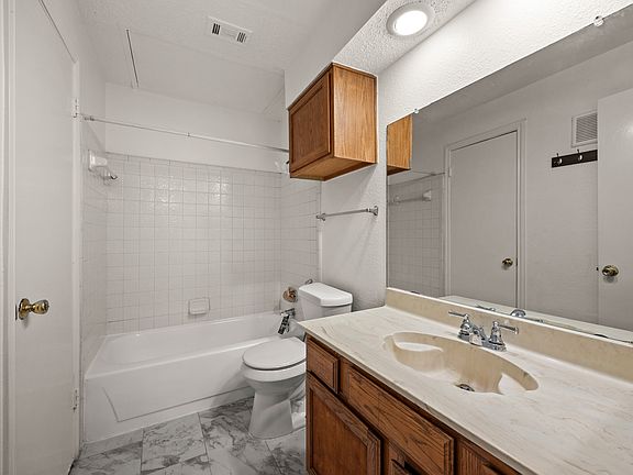 5th image of 4115 Esters Rd #170