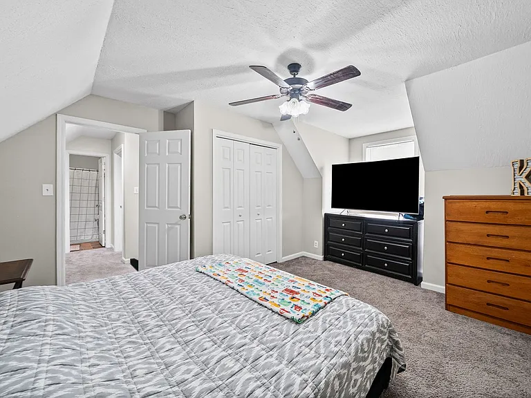 919 Van Buren Ave — Photo 27