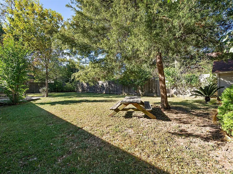 9214 Bronco Dr — Photo 28
