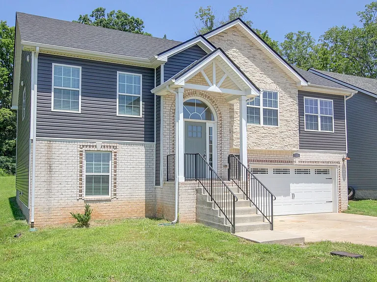 1121 Cardinal Creek Dr — Photo 40