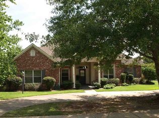 206 Grand Oak Blvd, Clinton, MS 39056