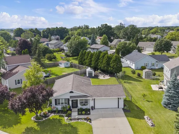 N171W20498 Valley DRIVE, Jackson, WI 53037