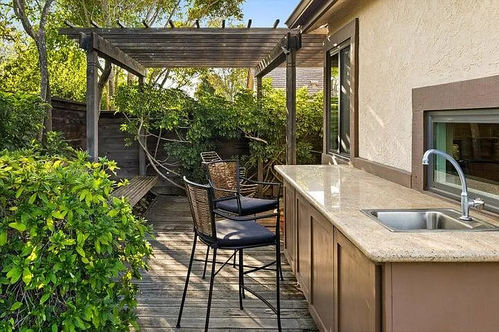 731 Dos Hermanos Rd — Photo 22
