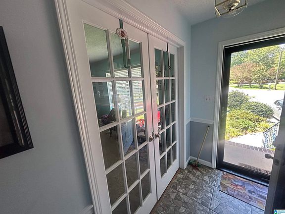 5th image of 749 Parkmoor Cir