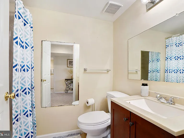 2505 Falling Brook Ter — Photo 11