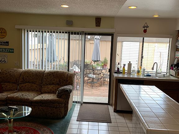 5th image of 727 Knollwood Ln