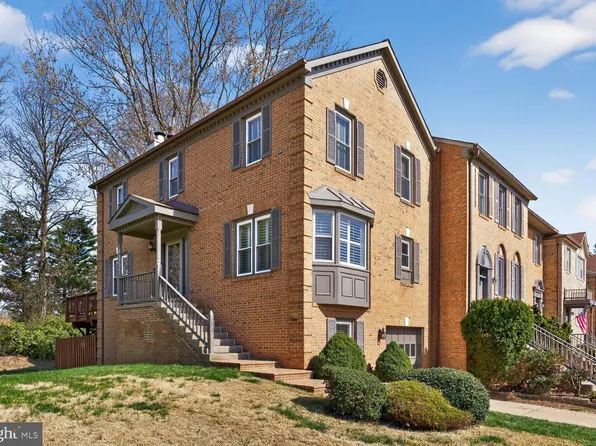 6587 Zoysia Ct, Alexandria, VA 22312