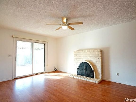 3rd image of 2948 Calle Del Sol Way