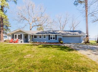 333 Riverside Dr, Center Cross, VA 22437